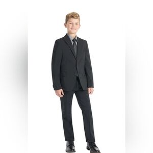 S. Kenneth Cole Boys suit Size 14 R/14 W
